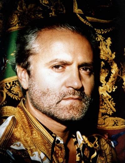 classicismo rivoluzionario versace|gianni versace designer.